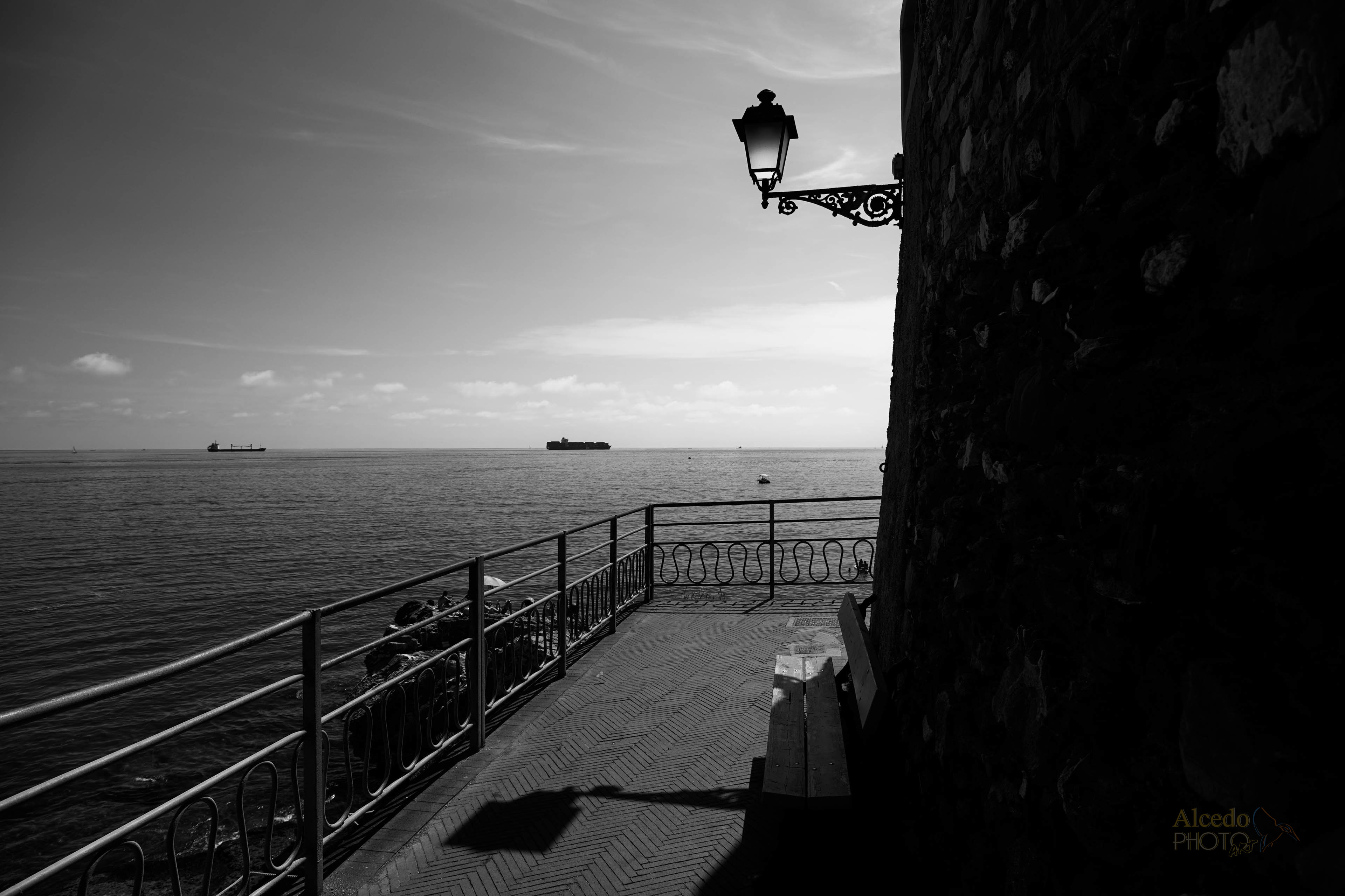 Un faro nel giorno